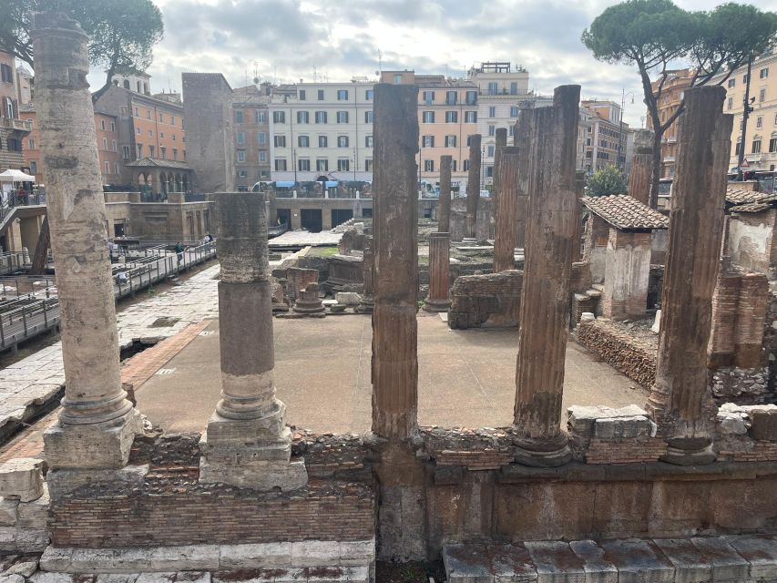 Ancient Rome: Archeological area Largo Argentina - First step: where to redeem your voucher (Piazza d’Aracoeli)