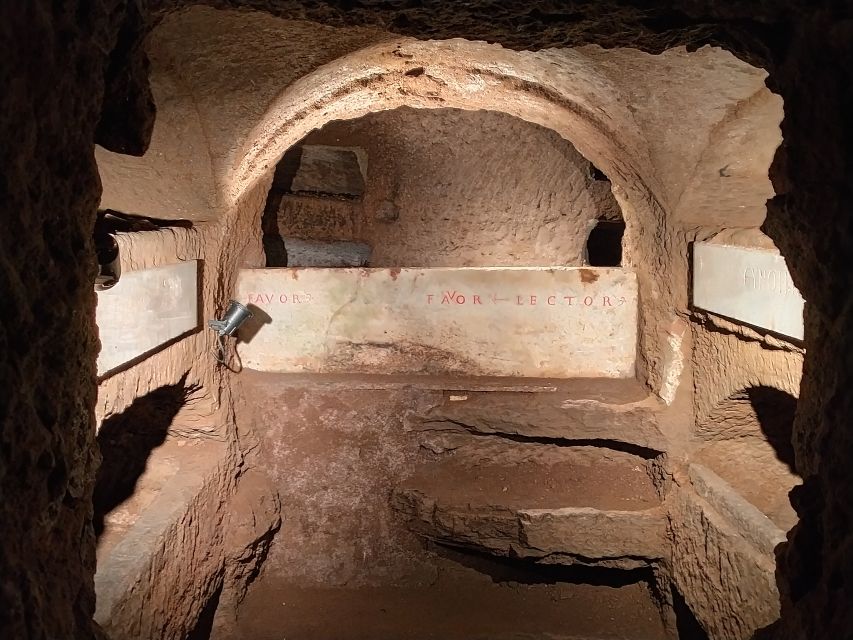 Catacombs of Saint Agnes Entry Ticket & Guided Tour - Arrive at the Ticket Office and Keep It Moving