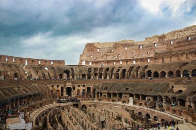 Colosseum Entry with digital audioguide and arena option - Meeting at the Arch of Constantine: getting in without wasting time