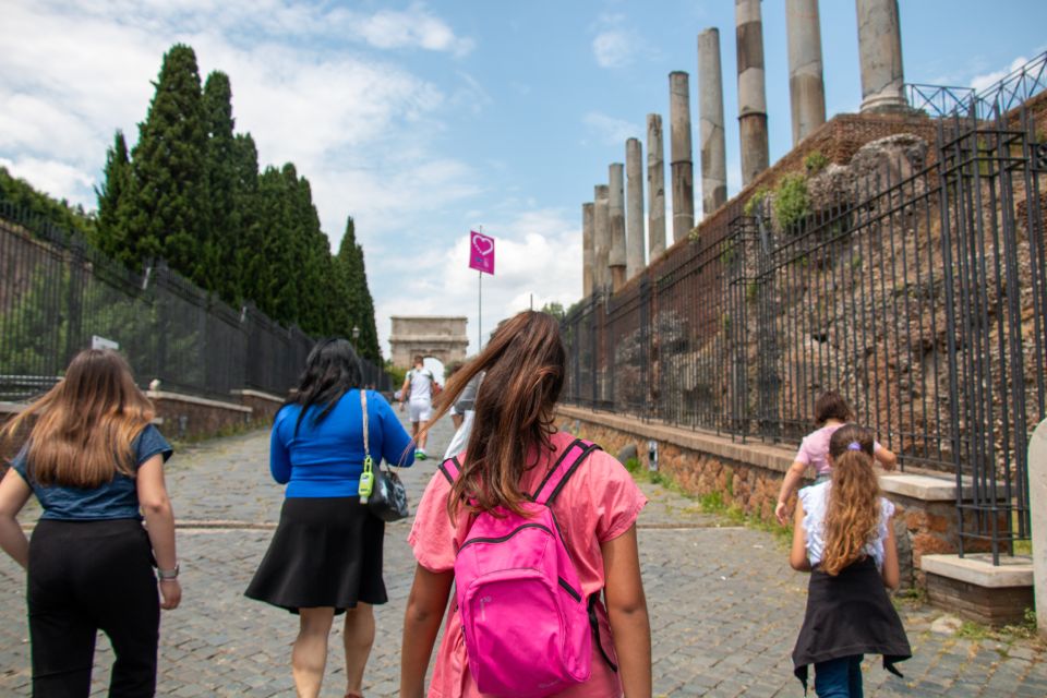 Colosseum Gladiator Tour for Kids and Families - The interactive quizzes and kid challenges that keep attention from drifting