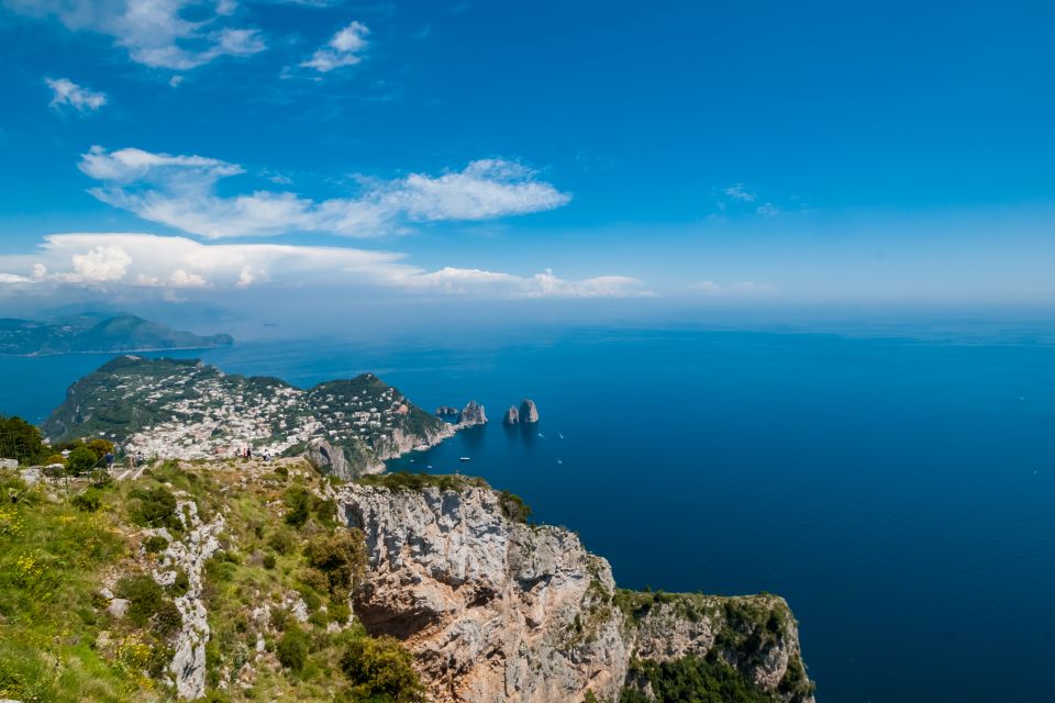From Rome: Capri Guided Day Trip with Blue Grotto - Blue Grotto visit: the wow factor and the waiting game