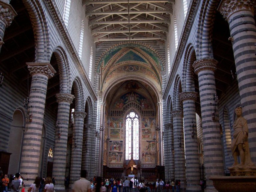 From Rome: Orvieto and Civita di Bagnoregio Private Day Trip - Private Van Pickup From Rome (and What That Changes)