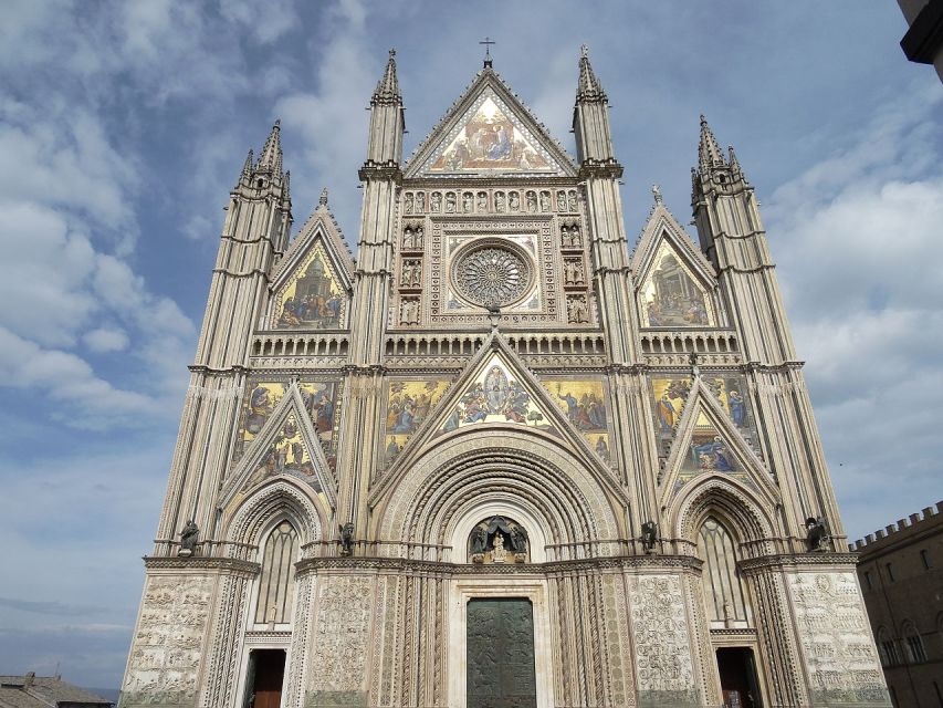 From Rome: Orvieto and Civita di Bagnoregio Private Day Trip - Wine Tasting and Ceramics: Taking Home Actual Umbria