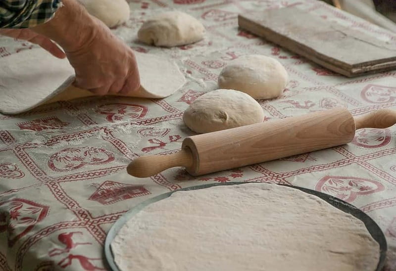 From Rome: Pompeii and Vesuvio Guided Day Trip with Lunch - Should you book this Pompeii and Vesuvius guided day trip?