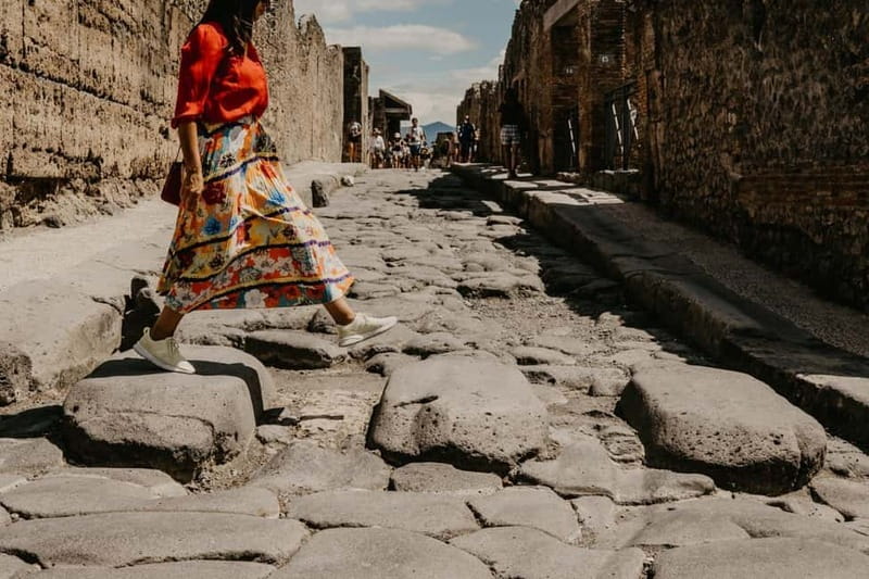 From Rome: Pompeii Ruins Tour with Expert Guide & Fast Train - Key takeaways before you book
