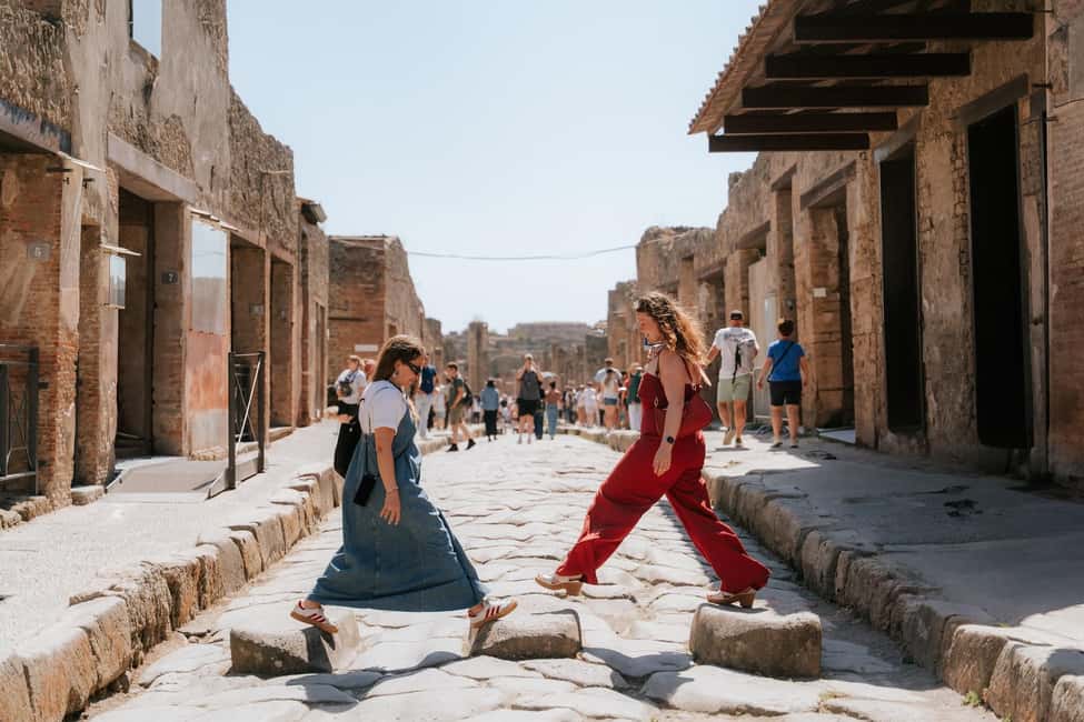 From Rome: Pompeii with Expert Guide & Amalfi Coast Day Trip - Getting started: meet at Piazzale Flaminio and settle into the bus