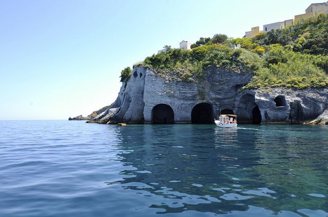 From Rome: Ponza Island Day Trip with Boat Excursion - Lunch on deck: simple, timed right, and not a sad sandwich
