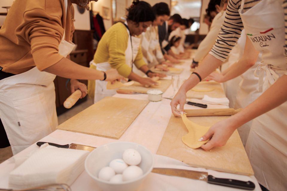 Gelato and Pasta Cooking Class in Rome - Piazza Navona - Fresh fettuccine: what you’re really learning