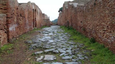 Ostia Antica Small Group Tour - Meeting at Roma Ostia Lido and Riding the Local Train Like a Roman