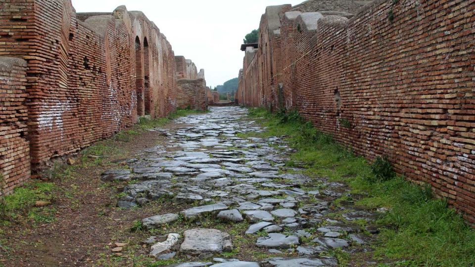 Ostia Antica Small Group Tour - Meeting at Roma Ostia Lido and Riding the Local Train Like a Roman