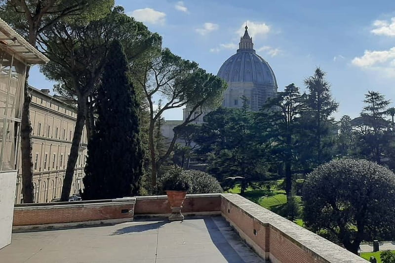 Private Vatican Tour with the option to visit St. Peter's - St. Peter’s Basilica: optional priority entry with real-world limits