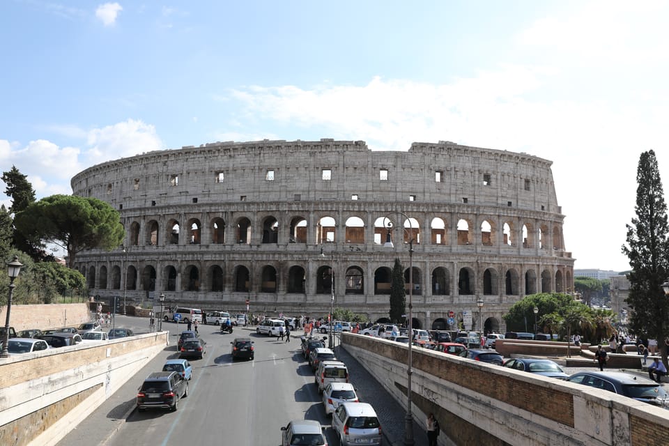 Rome: 1-Hour Fast Colosseum Tour - Where to Stand for Photos (So You Don’t Chase Your Own Shadow)