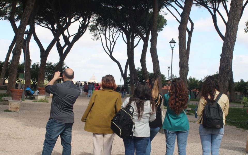 Rome: 3-Hour Panoramic Luxury Golf Cart Tour - What you get for the money: value vs what’s not included