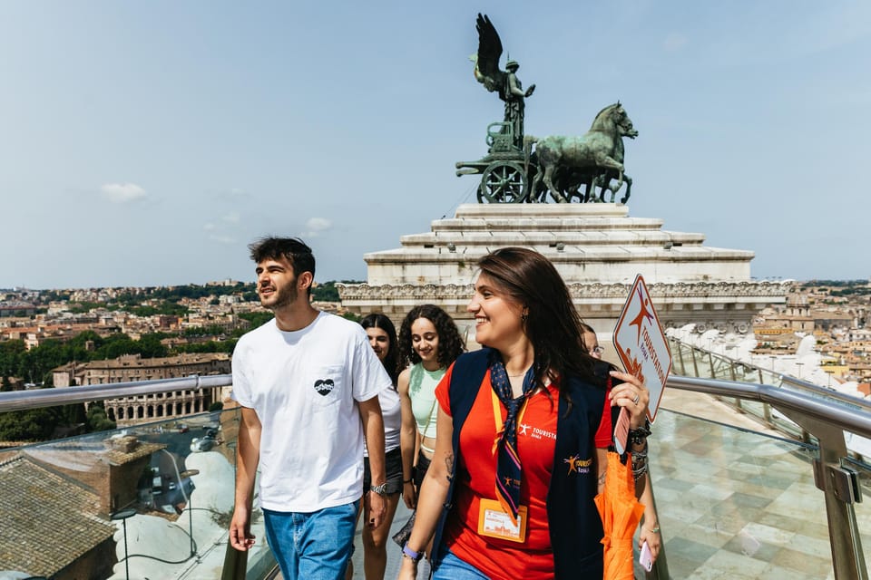 Rome: Altar of the Fatherland Elevator and Museum Tickets - What the Vittoriano rooftop views do better than most Rome panoramas
