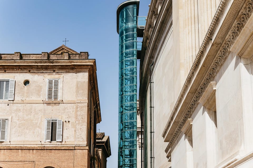 Rome: Altar of the Fatherland Elevator and Museum Tickets - Picking up your tickets at Touristation Aracoeli: where people can get stuck