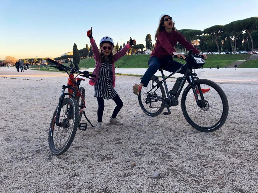 Rome: Appian Way E-Bike Tour Catacombs, Aqueducts & Picnic - Meeting at Viale Aventino and getting rolling smoothly