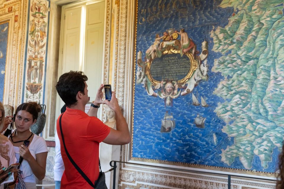 Rome: Breakfast & Tour of Vatican Museums & Sistine Chapel - Dress Code and Bag Rules: Small Things That Can Stop the Day