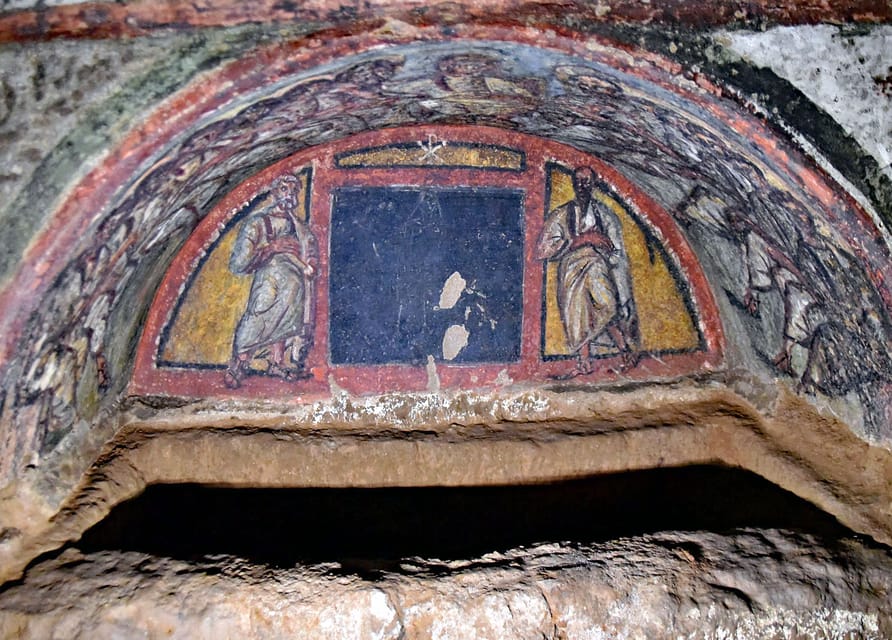Rome: Catacombs Express ENGLISH Guided Tour - SKIP THE LINE - Burial rites and the shift from pagan Rome to Catholic Rome