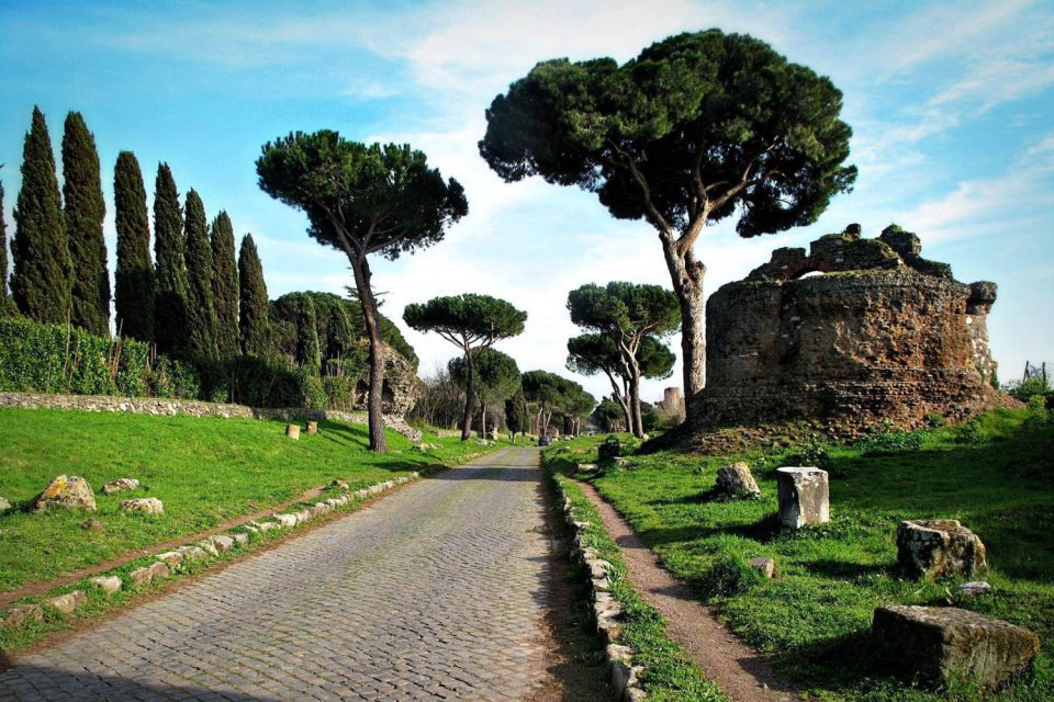 Rome: Catacombs Underground Tour, Ticket, and Transfer - What you’ll see on the 40-minute guided underground tour