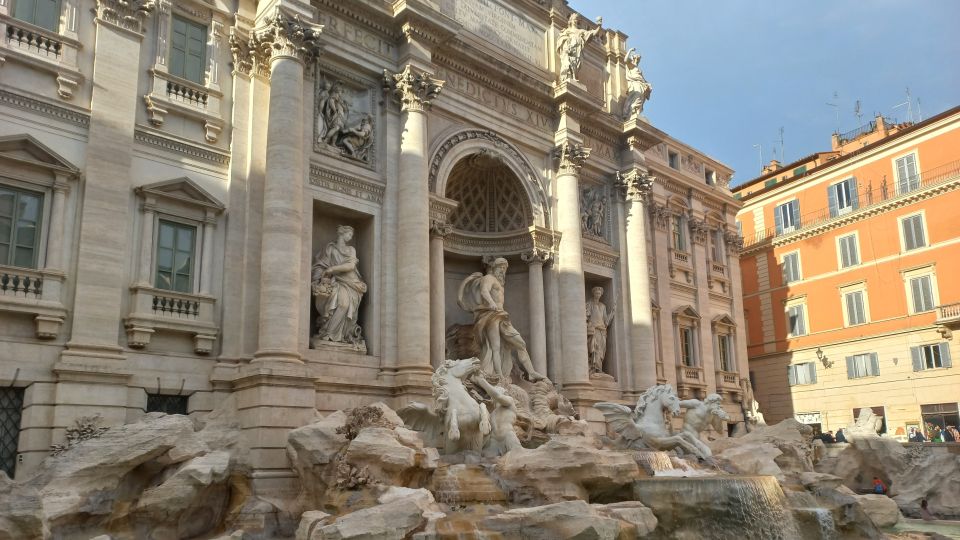 Rome: City Highlights Tour by Electric Golf Cart - Trevi Fountain and the Spanish Steps: where timing and crowds matter