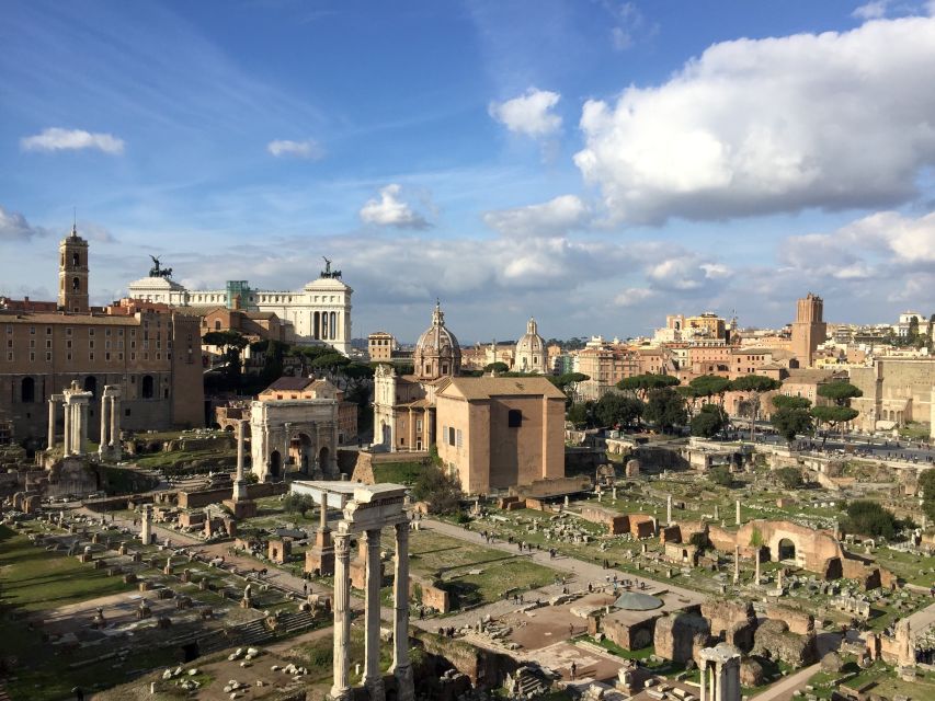 Rome: Colosseum Arena Guided Tour with Roman Forum Option - Group Size, Guides, and How the Stories Land