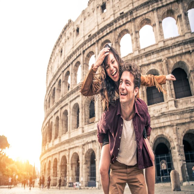 Rome: Colosseum Experience and Panoramic Bus Tour - Entering the Colosseum: skip the line and use the timing