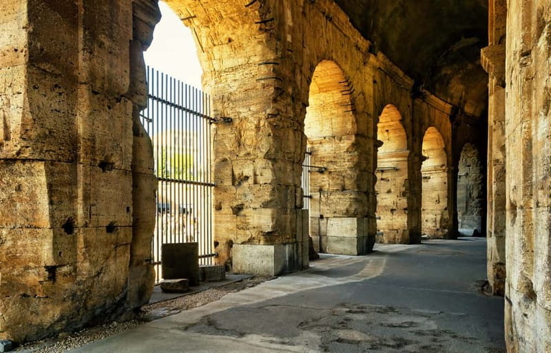 Rome: Colosseum Express Tour and Roman Forum Access - Photo planning: getting the best shots without burning your legs
