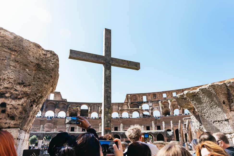 Rome: Colosseum, Forum & Palatine Hill Tour & Optional Arena - Roman Forum Stop: Temples, Vestal Virgins, and Political Power
