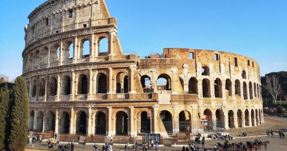 Rome: Colosseum Guided Tour with Forum Entry Experience - Inside the Flavian Amphitheater: what your guide brings to life