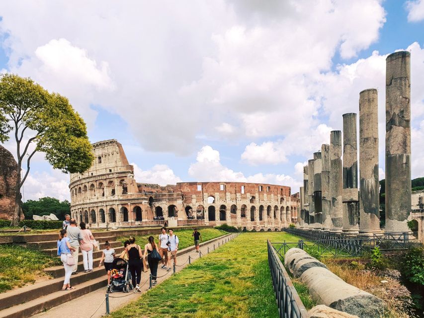 Rome: Colosseum, Palatine Hill and Roman Forum Guided Tour - Via Sacra to Palatine Hill: The Oldest Heartbeat