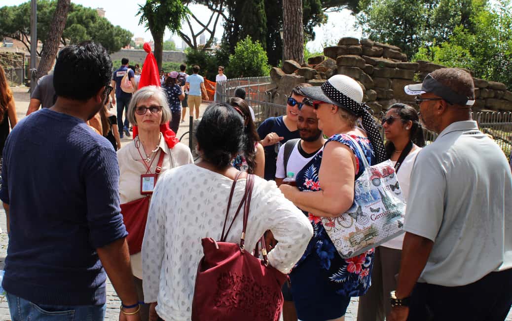 Rome: Colosseum, Roman Forum & Palatine Guided Tour - Guide style makes or breaks this tour