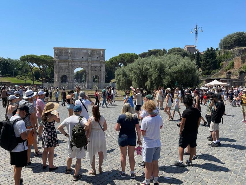 Rome: Colosseum, Roman Forum & Trajan's Market Exterior Tour - Meeting Point Reality Check: Show Up 10 Minutes Early