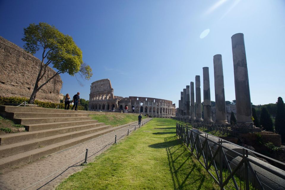 Rome: Colosseum Underground Small Group Guided Tour - Timing and What to Expect From the 1.5 Hours