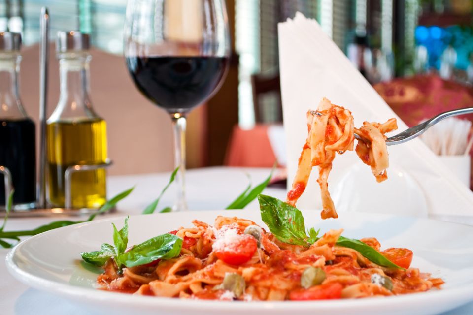 Rome: Cooking Lesson to learn the Secrets of Italian Cuisine - Pairing Your Food with Lazio Wine Tasting