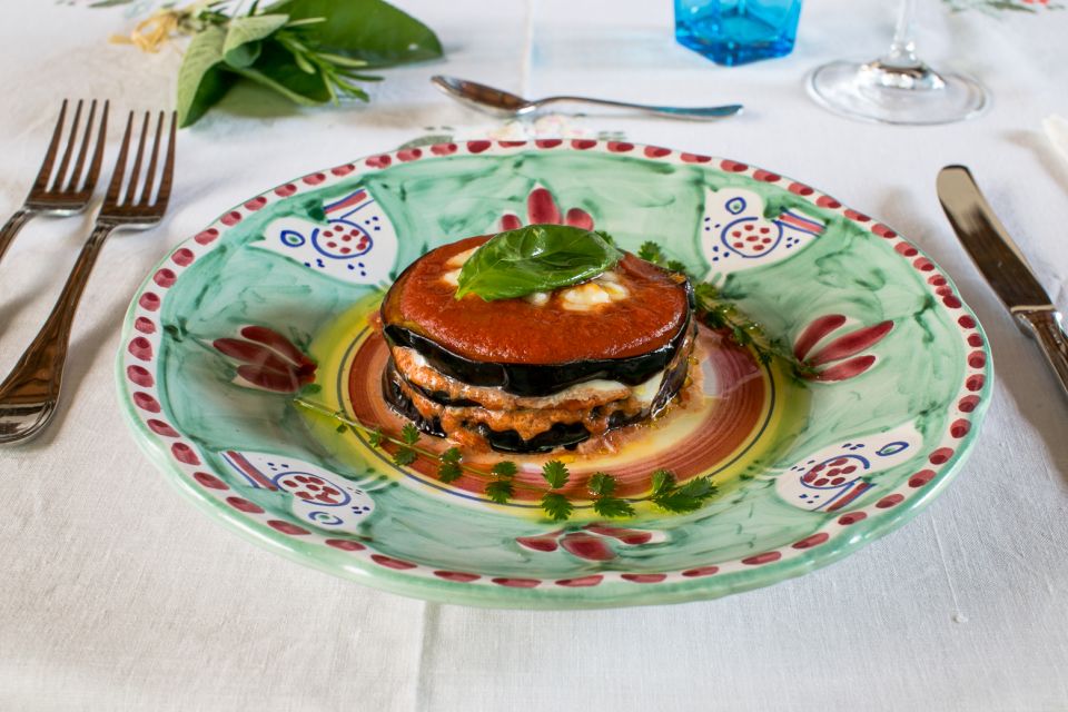 Rome: Dining Experience at a Local's Home - Arriving at a host home: the small-group difference in Rome