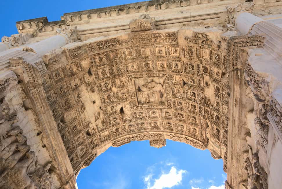Rome: Domus Aurea Guided Tour and Virtual Reality Experience - Inside comfort: cold rooms, shoes, and what to bring