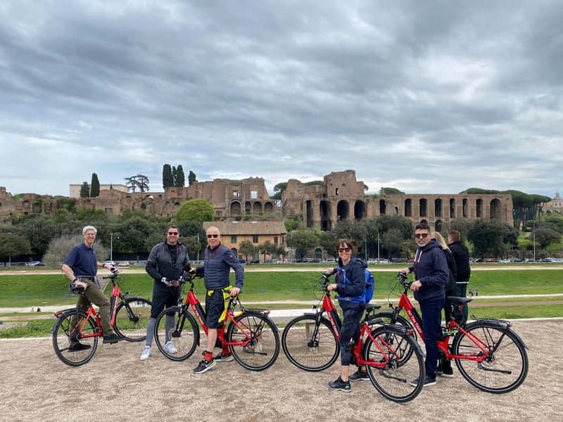 Rome E-Bike Tour: Ultimate Street Food and Market Feast - Breakfast in the Jewish Ghetto: Espresso and a Roman Croissant