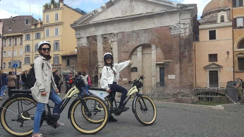 Rome: Early Morning eBike Tour - Capitoline Hill: a walking moment with emperor context