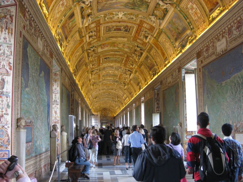 Rome: Early Morning Small-Group Vatican Tour with Pickup - Price and value: where $243.56 makes sense
