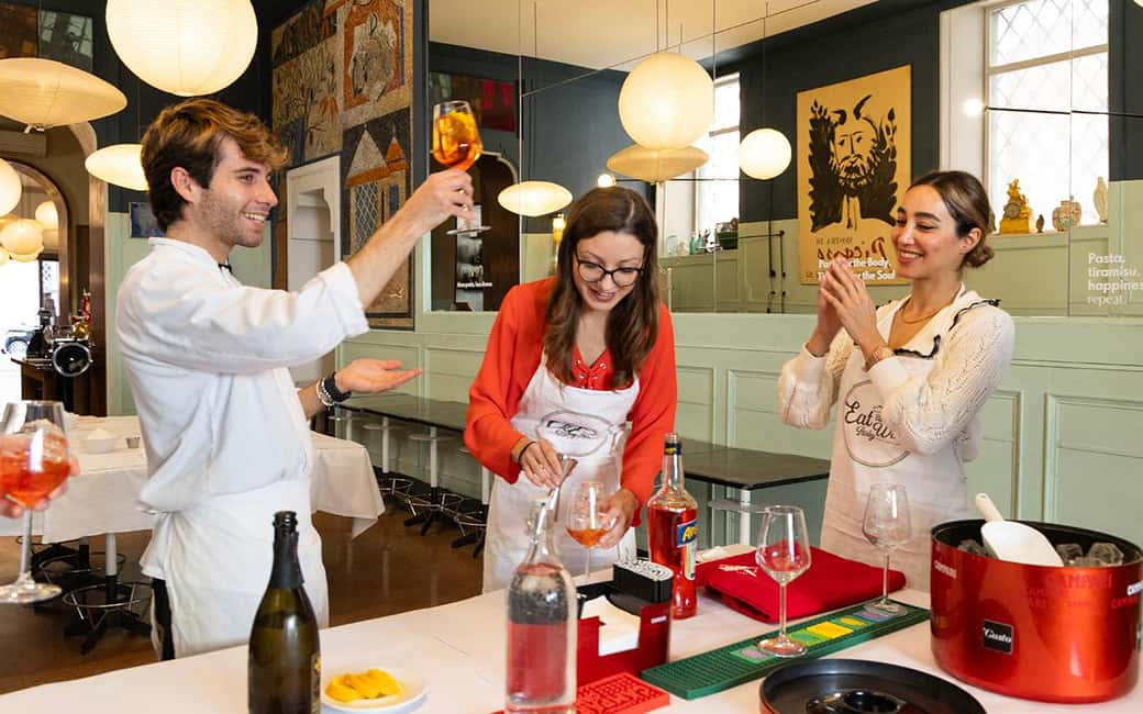 Rome: Enjoy Spritz and Pasta Making in Piazza Navona - Making the Perfect Spritz Like a Local (Not Like a Tourist)