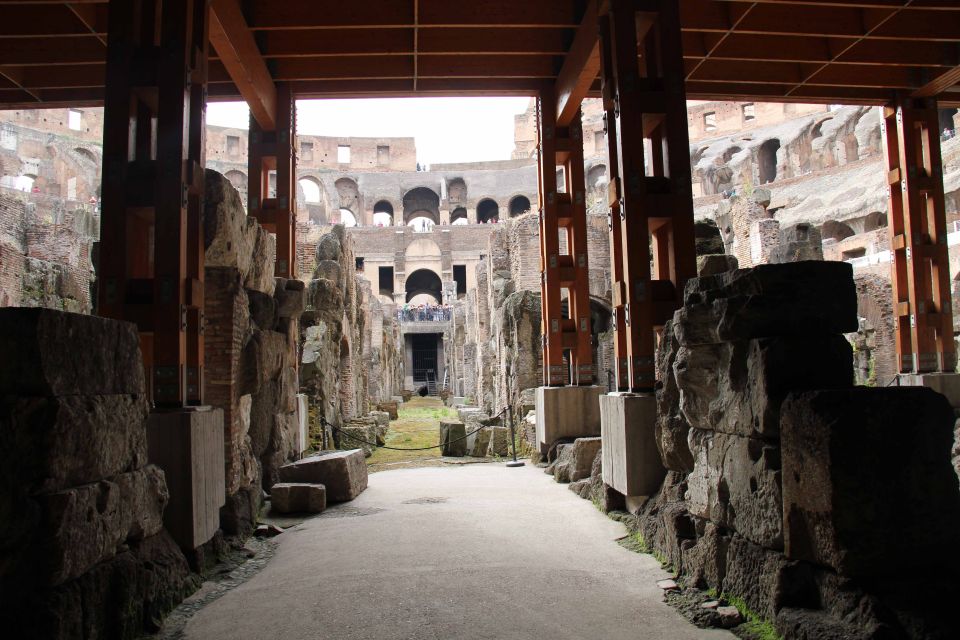 Rome: Exclusive Colosseum Underground and Roman Forum Tour - Meeting at Caffè Roma: getting oriented fast