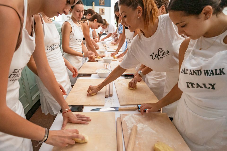 Rome: Fettuccine and Tiramisu Cooking Class with Wine - The Room, the Rhythm, and Why It Feels More Human Than a Food Tour