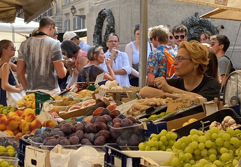 Rome: Food & Wine Tour of Campo de Fiori, Ghetto, Trastevere - Campo de’ Fiori Market: where Roman food starts before you even sit down