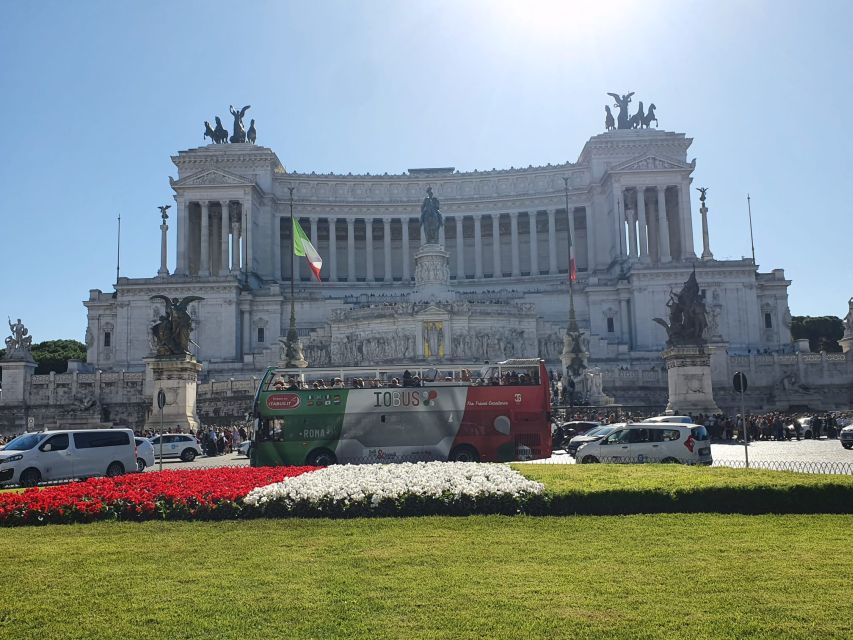 Rome: Glass Elevator, Museums & Hop-On Hop-Off Bus Ticket - Skip the ticket line: what it feels like in real life