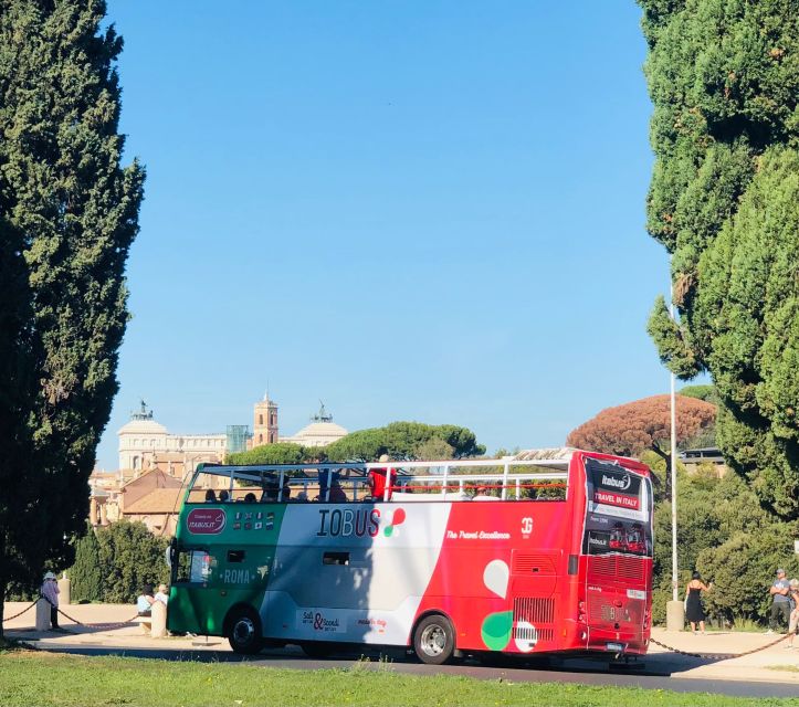 Rome: Glass Elevator, Museums & Hop-On Hop-Off Bus Ticket - Meeting point at Piazza Ara Coeli: the one step you can’t skip