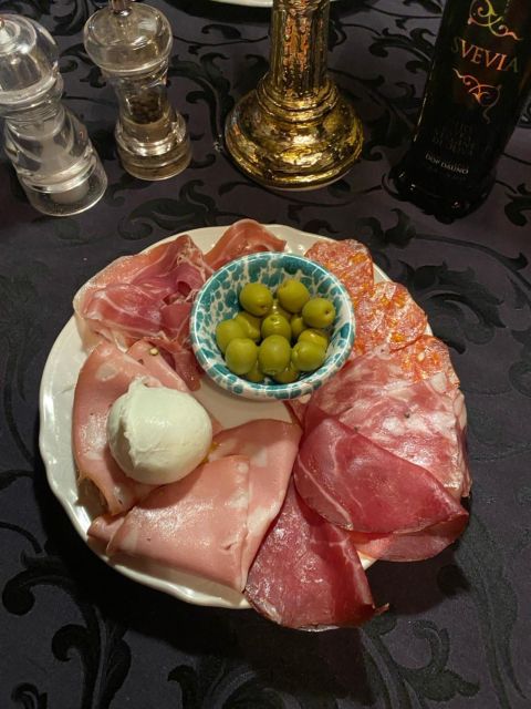 Rome: Night Tour by Golf Cart with Italian Dinner and Gelato - Dinner time: Roman bruschetta, Roman pasta, or Italian pizza
