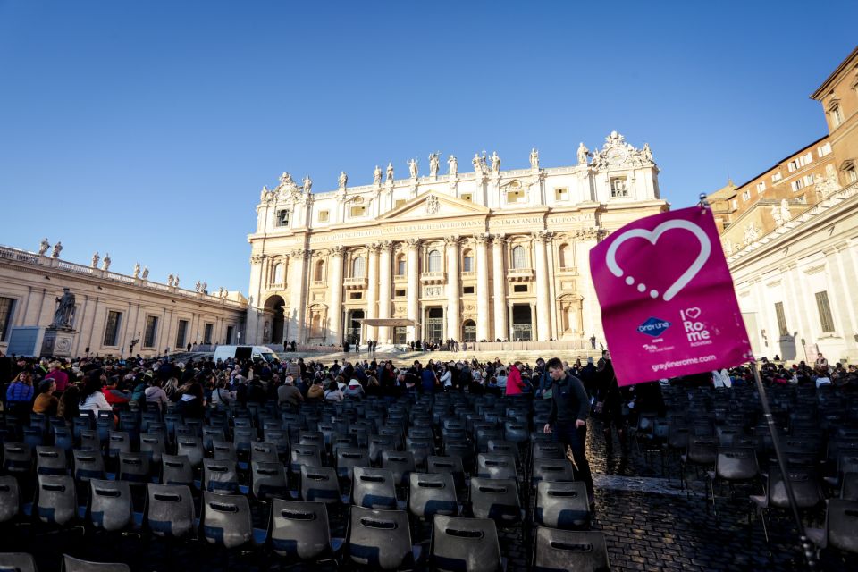 Rome: Papal Audience with Pope Leo XIV - Timing, Dress Code, and the 5-Hour Reality