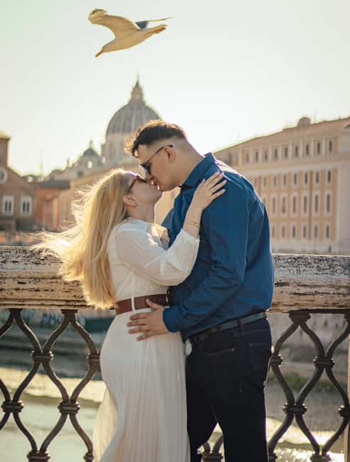 Rome: Vatican and Castel Sant'Angelo Private Photoshoot - Vatican + Castel SantAngelo: why this photo pairing works