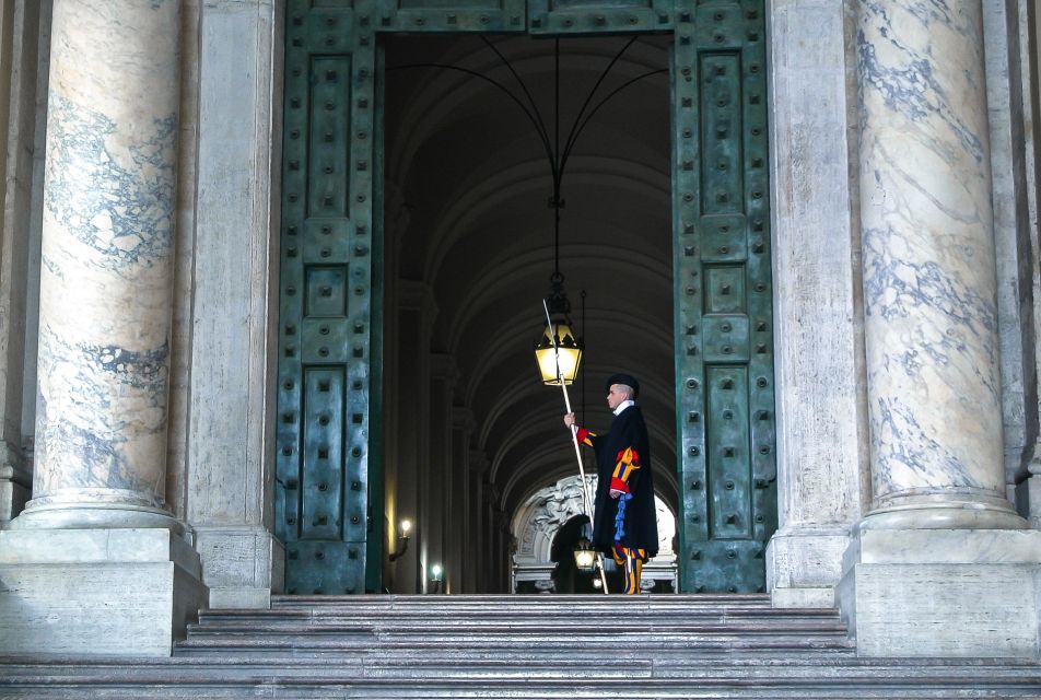 Rome: Vatican & Sistine Chapel Tour + Optional Colosseum - The Guide Makes the Difference: Stories, Small Details, and Good Crowd Sense