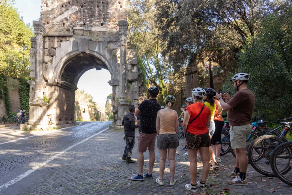 Rome:Appian Way E-bike Tour with Catacombs, Aqueducts & Food - Lunch or aperitivo: a real break in the countryside, not just a pit stop